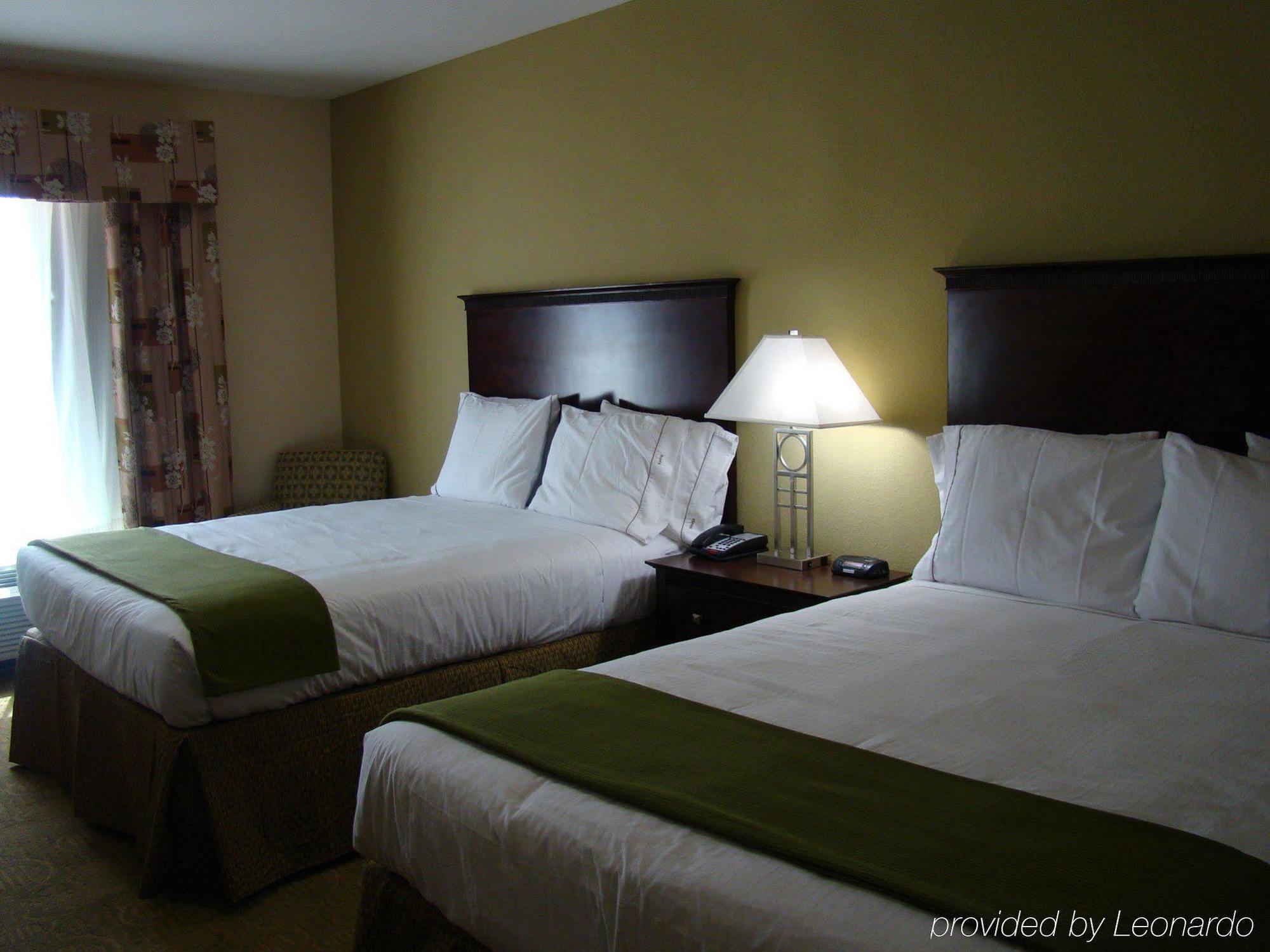 Holiday Inn Express & Suites Brownfield Quarto foto